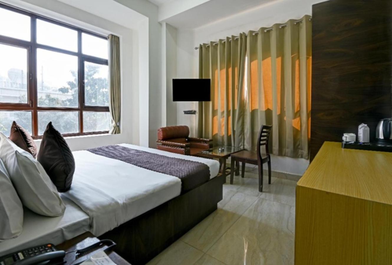 Fabhotel Prime The Rivlet Mg Road Gurgaon Exterior foto